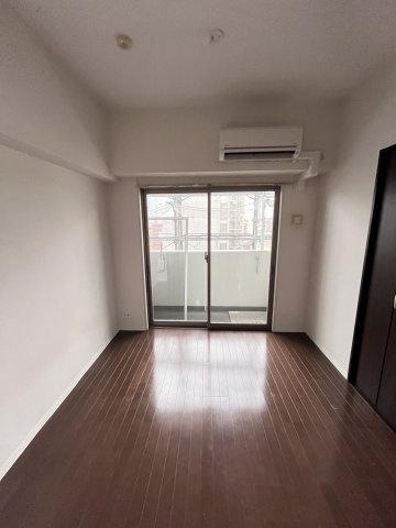 大阪市都島区東野田町１丁目の賃貸マンションの居間・リビング