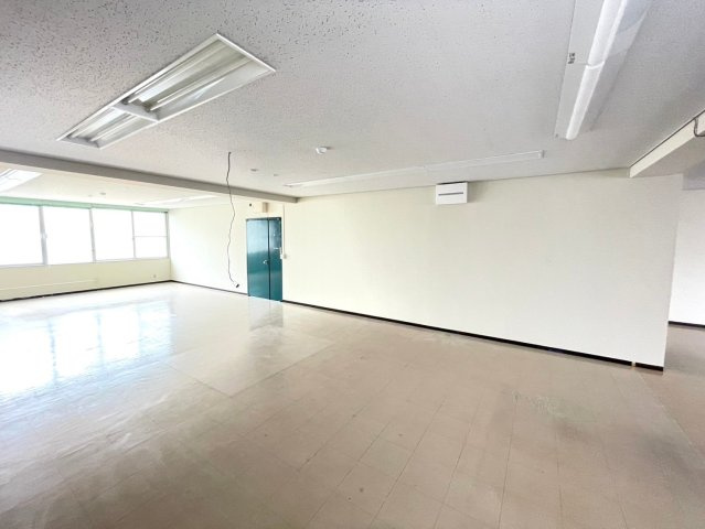 アテックビルの内装