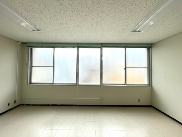 アテックビルの内装