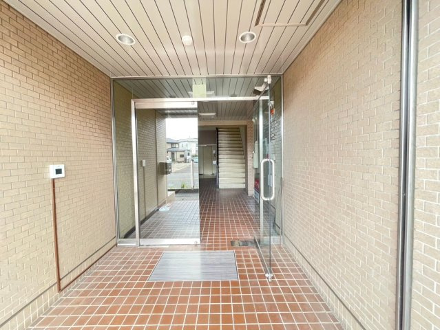 アテックビルのエントランス