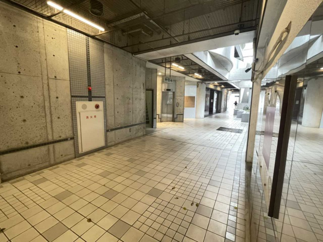 十塚 LEPUS(リーパスビル)