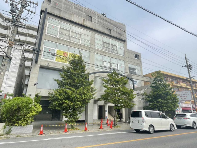 十塚 LEPUS(リーパスビル)の外観