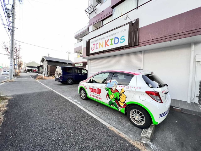 稲熊町 井坂ビルの駐車場