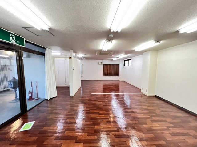 稲熊町 井坂ビルのロビー