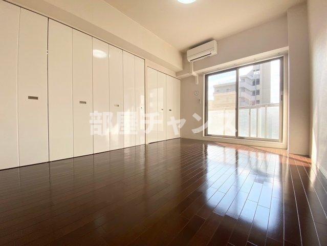 グランルージュ栄Ⅱの居間・リビング