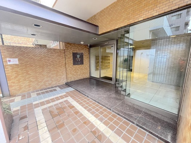 ダイアパレス野間のエントランス