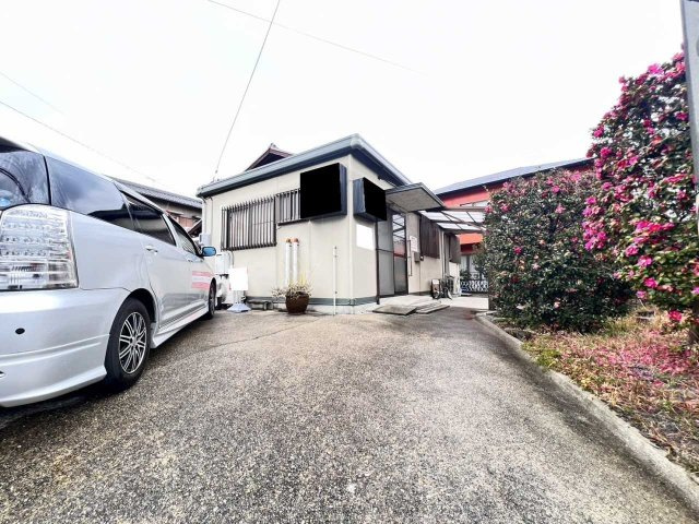 野田町一本木貸店舗の外観