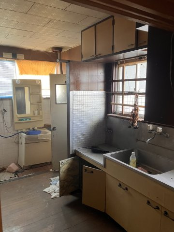 高知市東石立町のキッチン