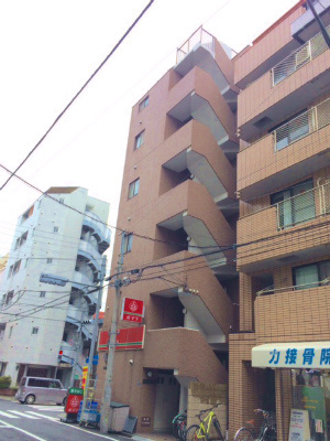 シャリエ三ノ輪の外観