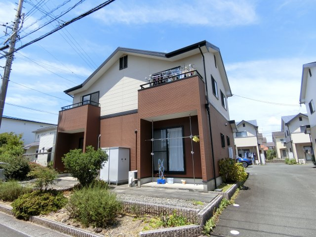 イーストサイドテラス