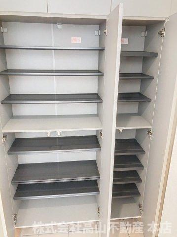 エクリュ光岡　Bの収納