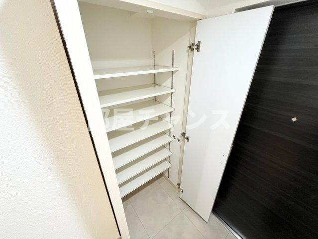 エステムプラザ名古屋駅前プライムタワーの収納