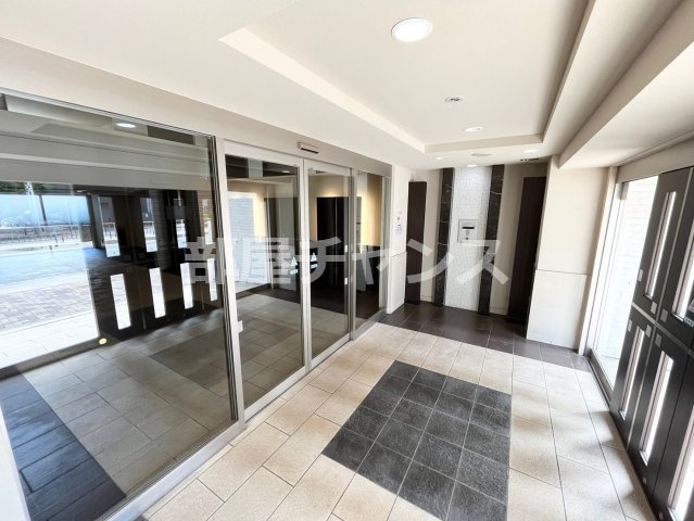 エステムプラザ名古屋駅前プライムタワーのエントランス