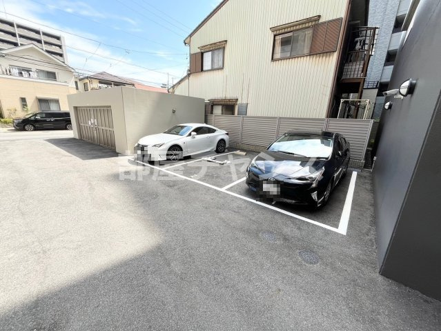 エステムプラザ名古屋駅前プライムタワーの駐車場