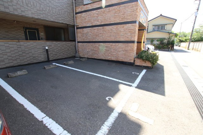 【空要確認】敷地内駐車場