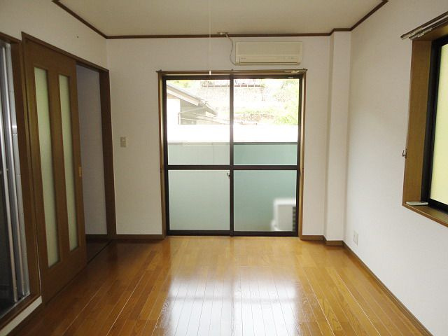 コーポ美栄の画像