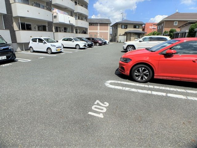 アルソ本宮の駐車場