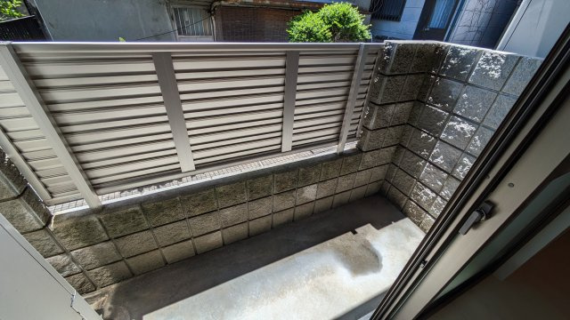 【バルコニー】