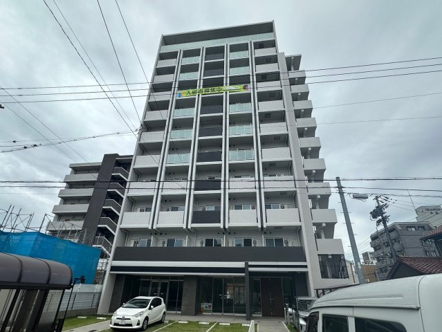 NEUA NARUMIの外観