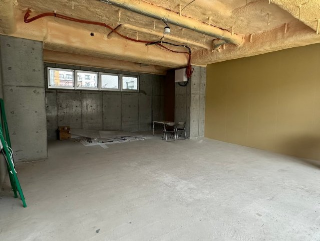 NEUA NARUMIの内装