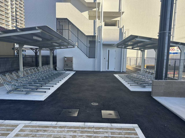 NEUA NARUMIのその他