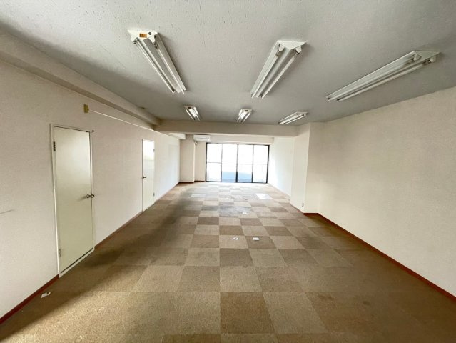 平針サンシャインの内装