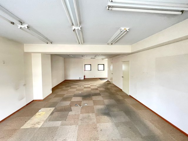 平針サンシャインの内装