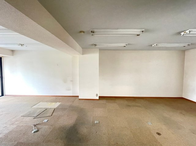 平針サンシャインの内装
