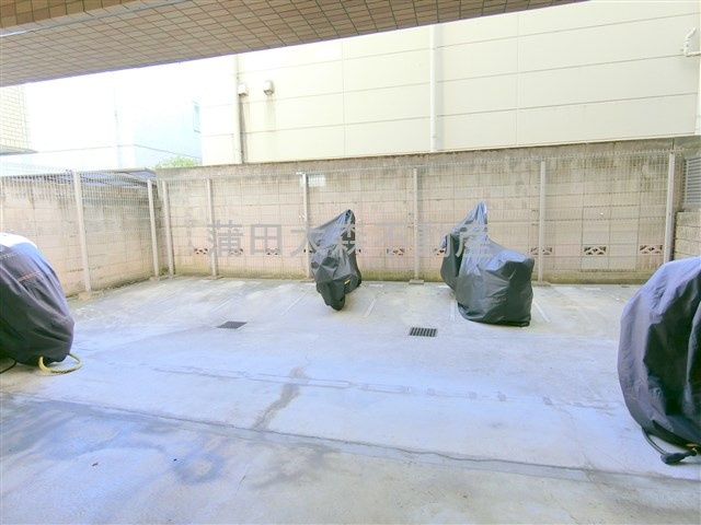 プレール・ドゥーク蒲田Ⅱのその他共用部分|バイク置き場