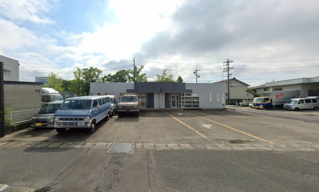 吉津２丁目事務所の外観