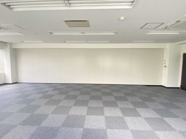 TSビルの内装
