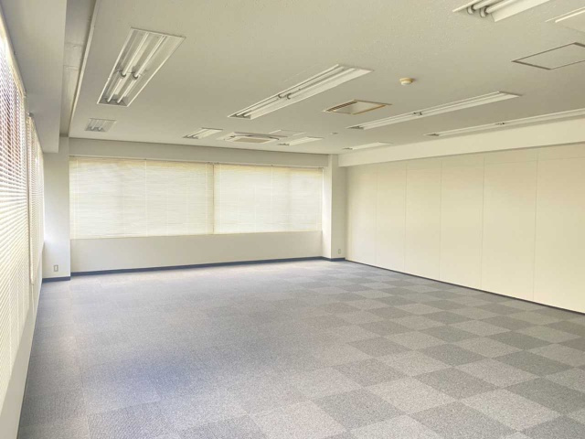 TSビルの内装