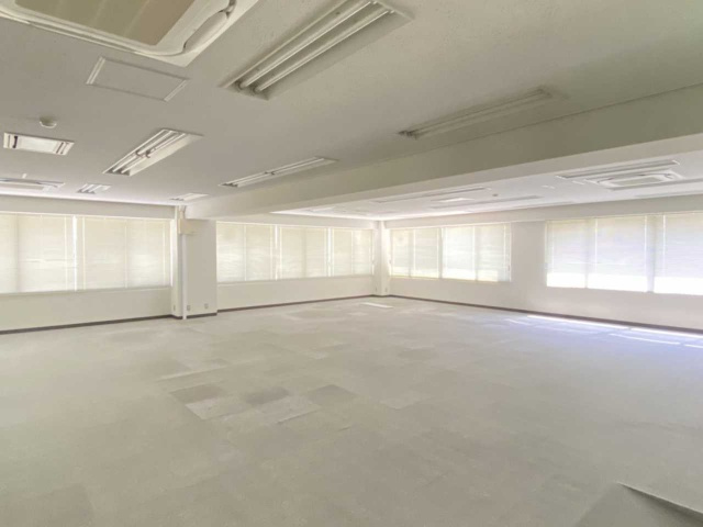 TSビルのロビー