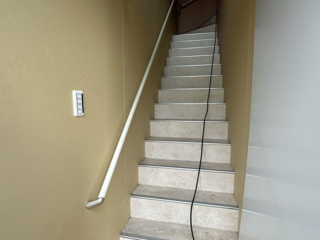 緑区亀が洞1丁目貸店舗・事務所の内装