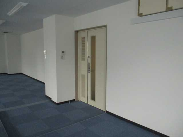 西町 金井ビルの内装