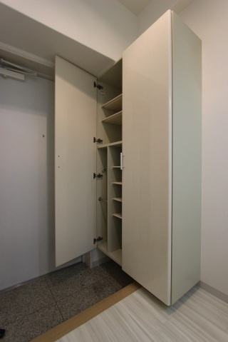 Welsh.Sビル2の収納