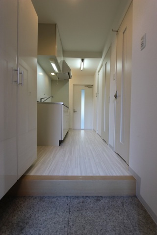 Welsh.Sビル2の玄関