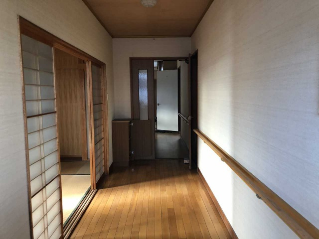 若宮町 中村ビルの内装