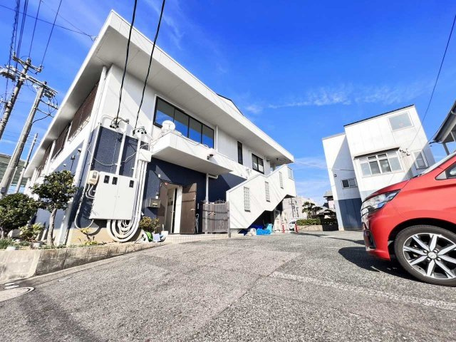 STクレードルビルの外観