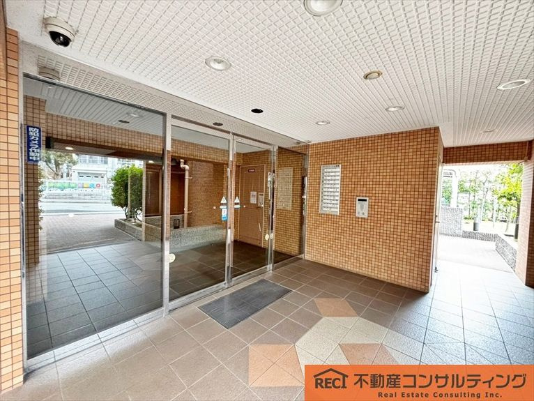 セトルコート山御影のエントランス