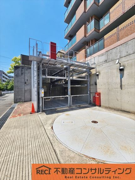 セトルコート山御影の駐車場