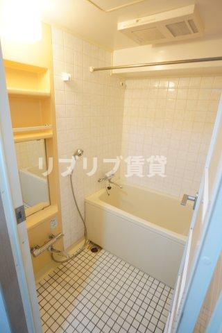 ダイアパレス千葉中央公園の浴室