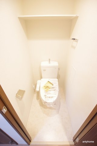 プレサンス淡路駅前　仲介手数料無料のトイレ