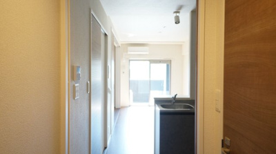 【玄関】 | アネーロ西新Ⅳ（アネーロニシジンフォー） | 別号室の写真になります。現況優先。