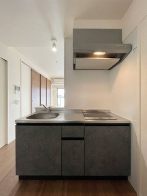 【キッチン】 | アネーロ西新Ⅳ（アネーロニシジンフォー） | 別号室の写真になります。現況優先。