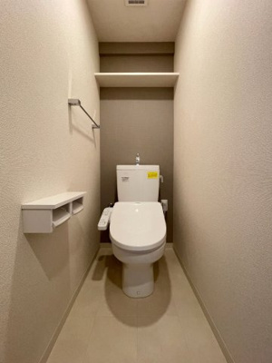 【トイレ】 | アネーロ西新Ⅳ（アネーロニシジンフォー） | 別号室の写真になります。現況優先。