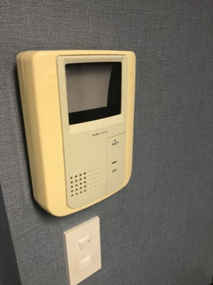 【セキュリティ】 | ロイヤルコープ博多 | 別号室の写真になります。現況優先。