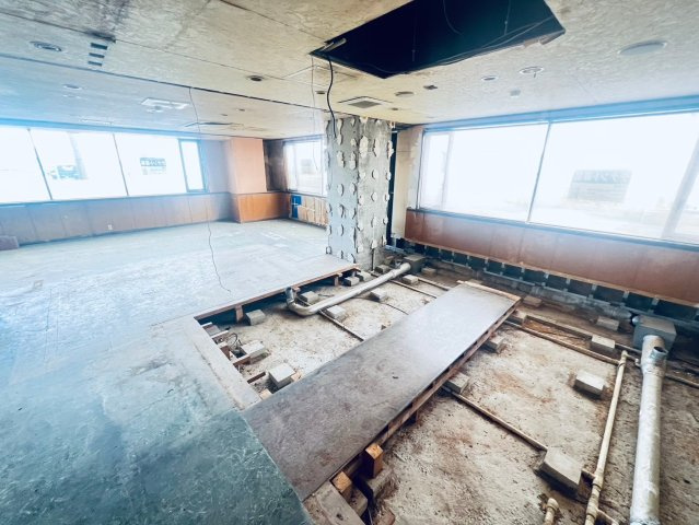 センチュリー太子の内装