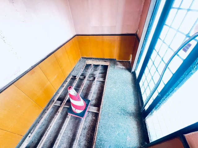 センチュリー太子の内装