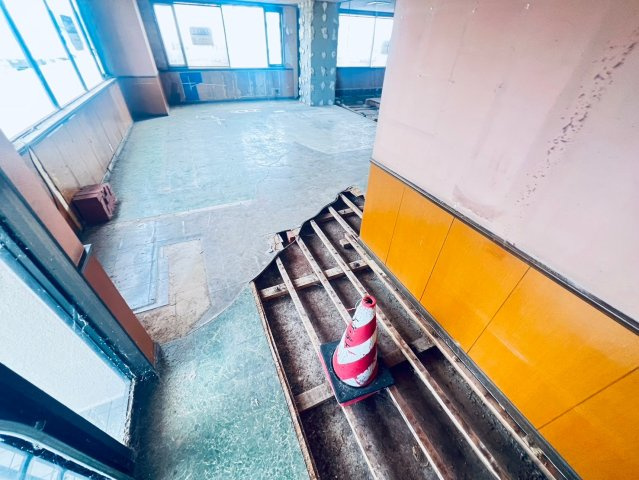 センチュリー太子の内装